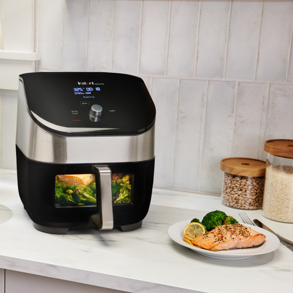 Vortex Plus Air Fryer with ClearCook 5.7l KitchenNook